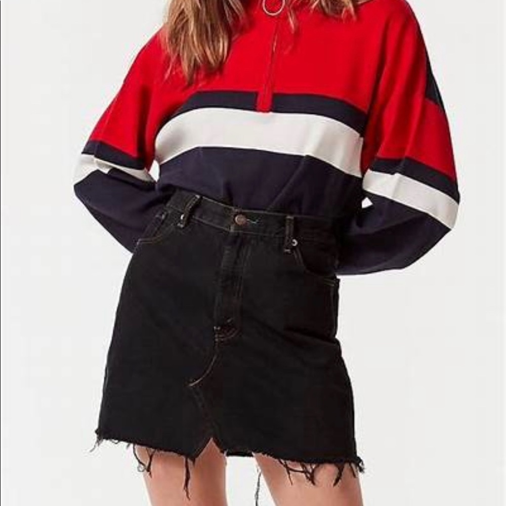 Levi’s UO denim skirt
